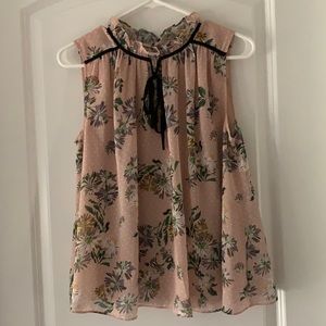 Sleeveless floral top, size small
